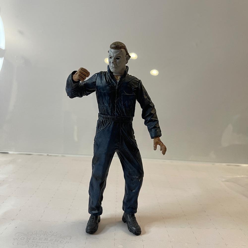 McFarlane Toys 1999 Movie Maniacs Series 2 Michael Myers Halloween Action Figure